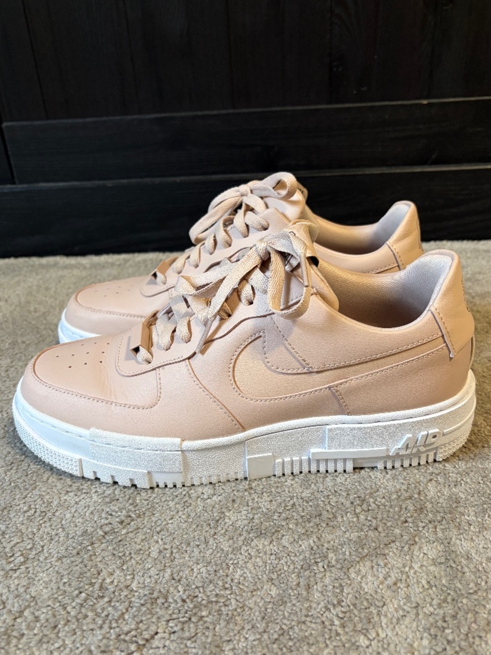 Nike Air Force 1 Pixel sneakers